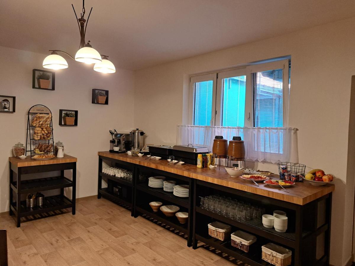Apartman U Sudu Kobyli Luaran gambar